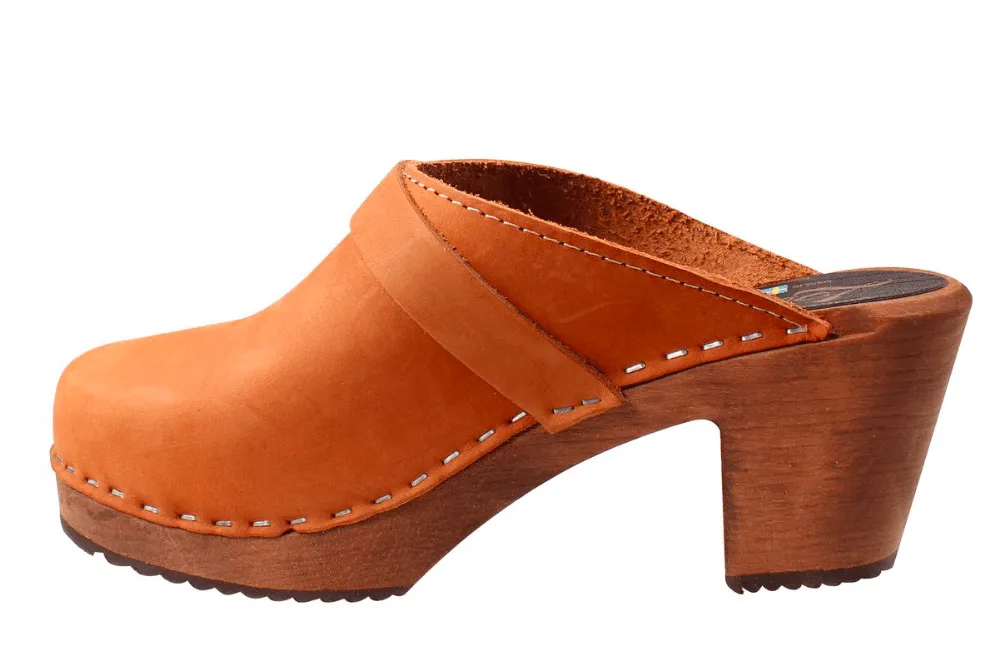 131 Highwood Clog | Brown Oiled Nubuck