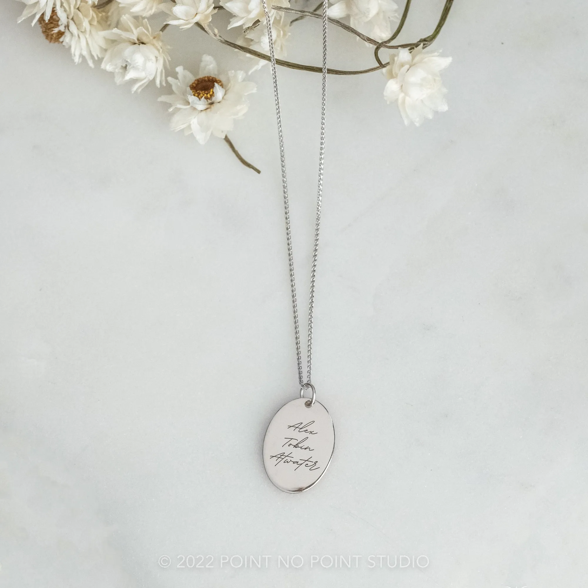 14k Gold Engraved Oriole Large Oval Charm