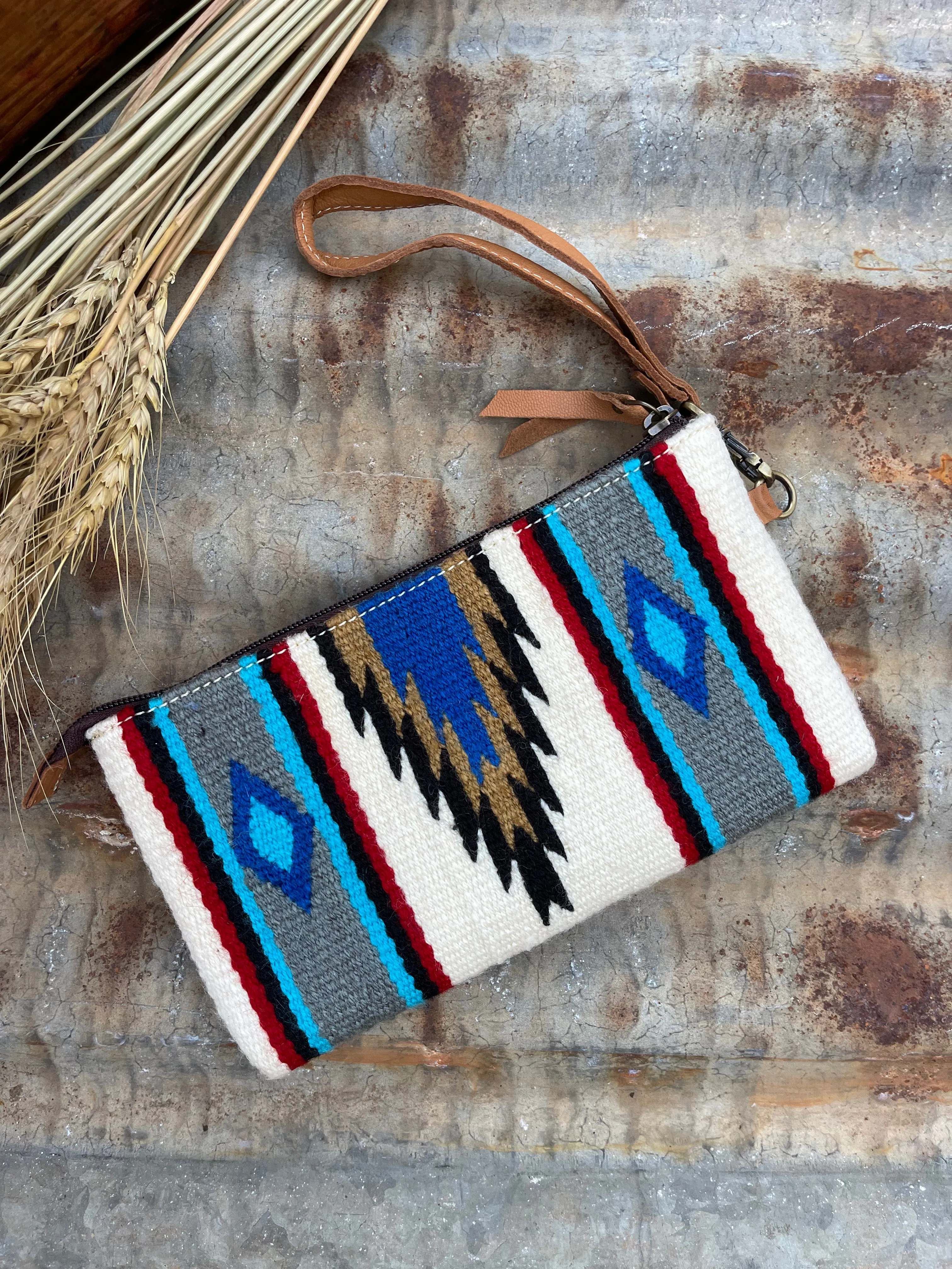 Alice Saddle Blanket Clutch - Tan Leather