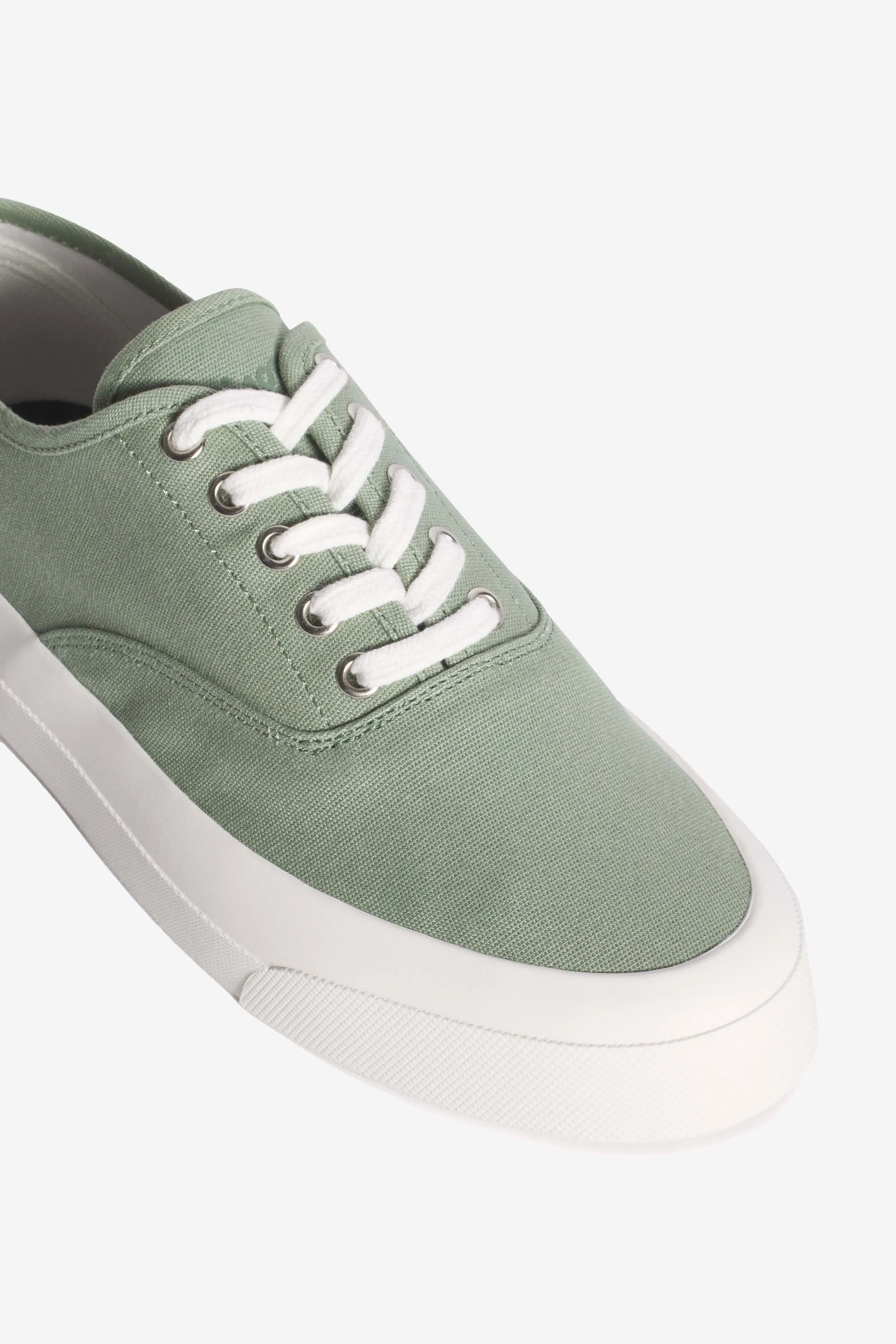 CANVAS LACE-UP SNEAKERS