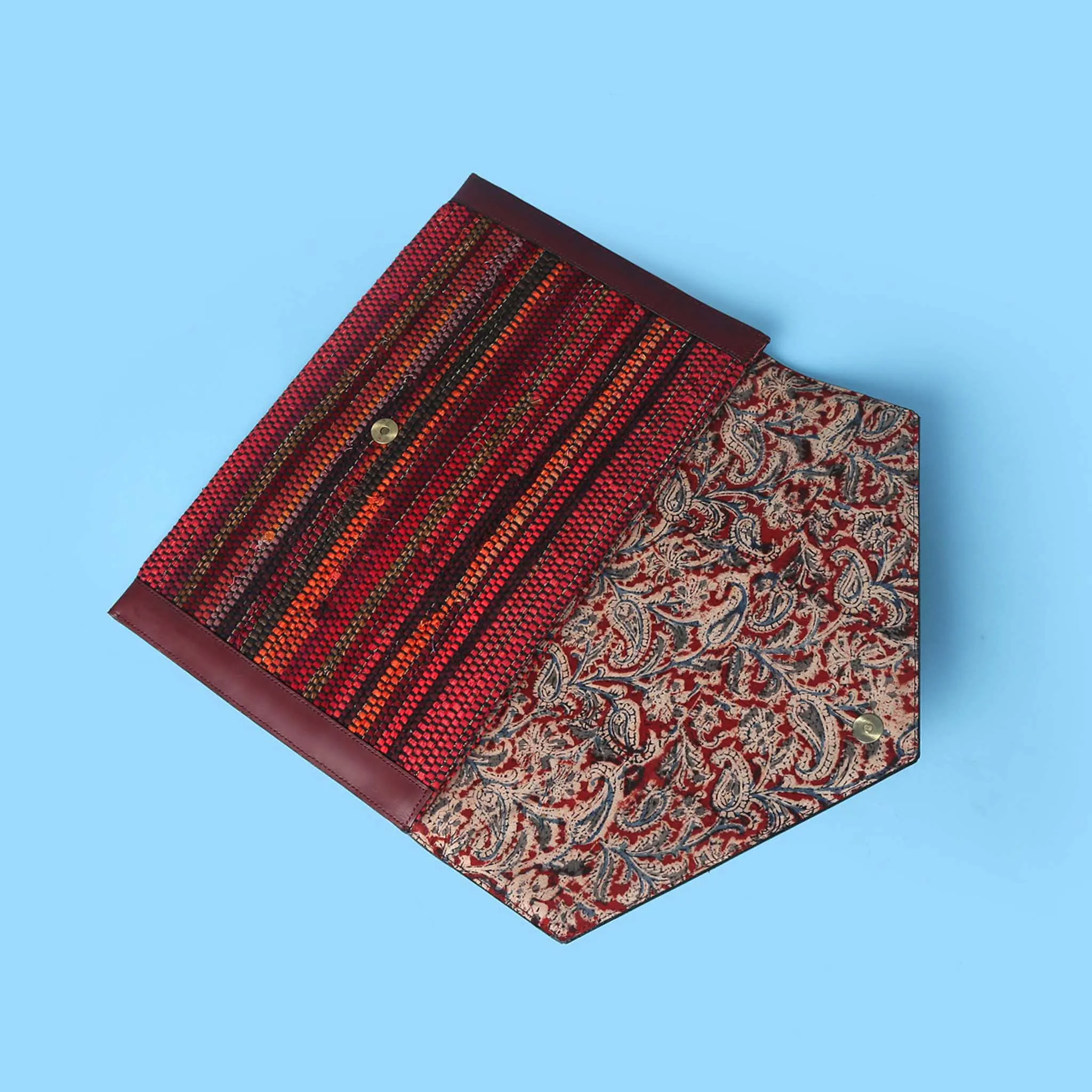 Chindi Envelop Sling - Cherry