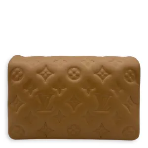 Coussin Pochette Small Gold Crossbody Bag in Calfskin, Gold hardware