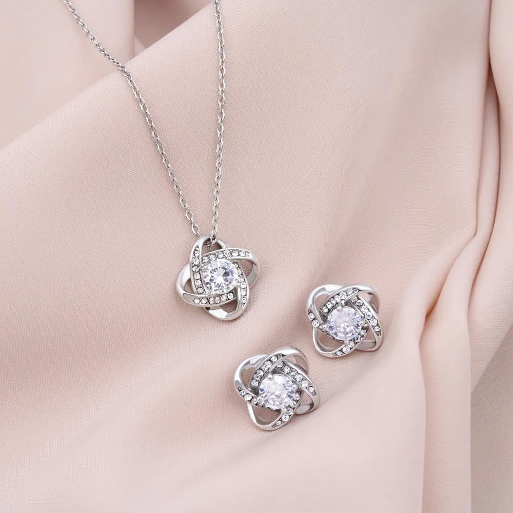 Custom Mother In Law 14k White Gold Interlocking Heart Pendant Necklace Jewelry Gifts For Mom Wife Grandma Auntie Mother Day