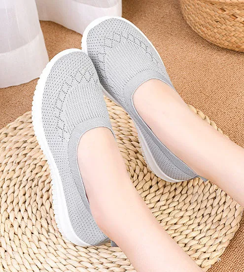 Durable and Soft Solid Slip-On Sneakers for Casual Wear