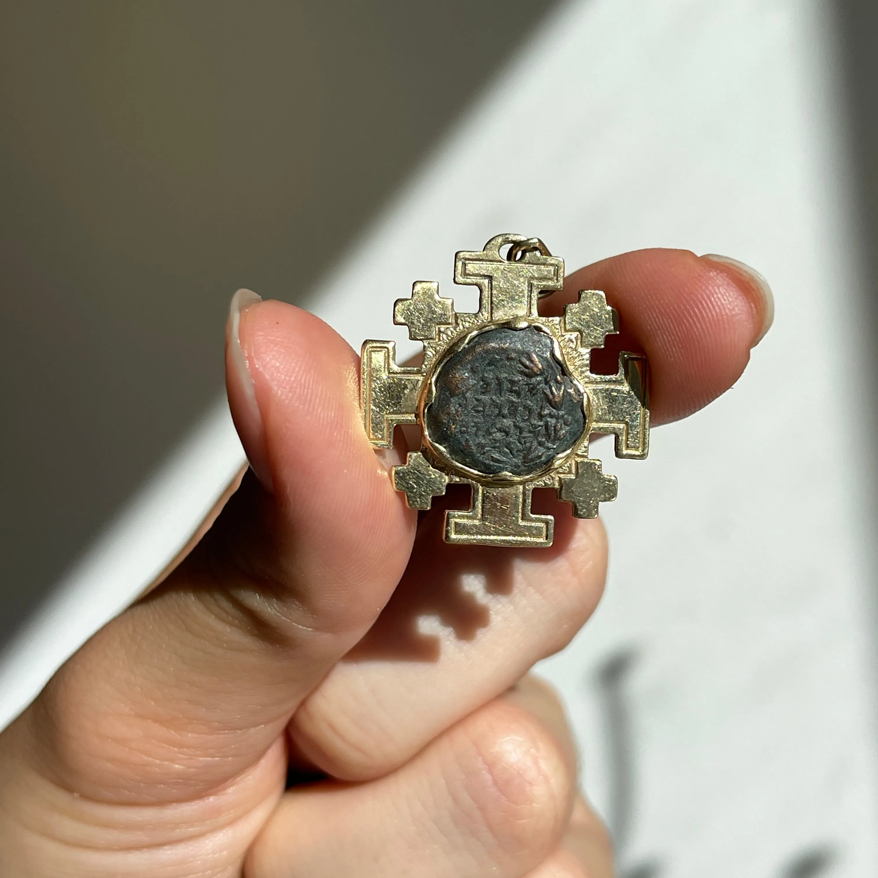 Estate 14KT Yellow Gold Widows Mite Coin Jerusalem Cross Pendant