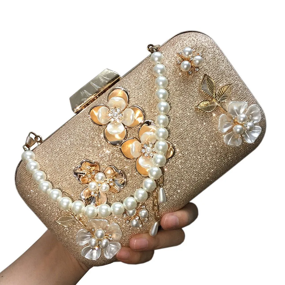 Hand Cute Flowers Pearl Clutches