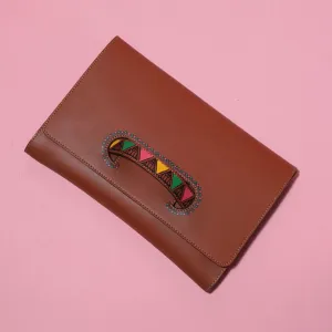 Handheld Envelope Clutch – Tan
