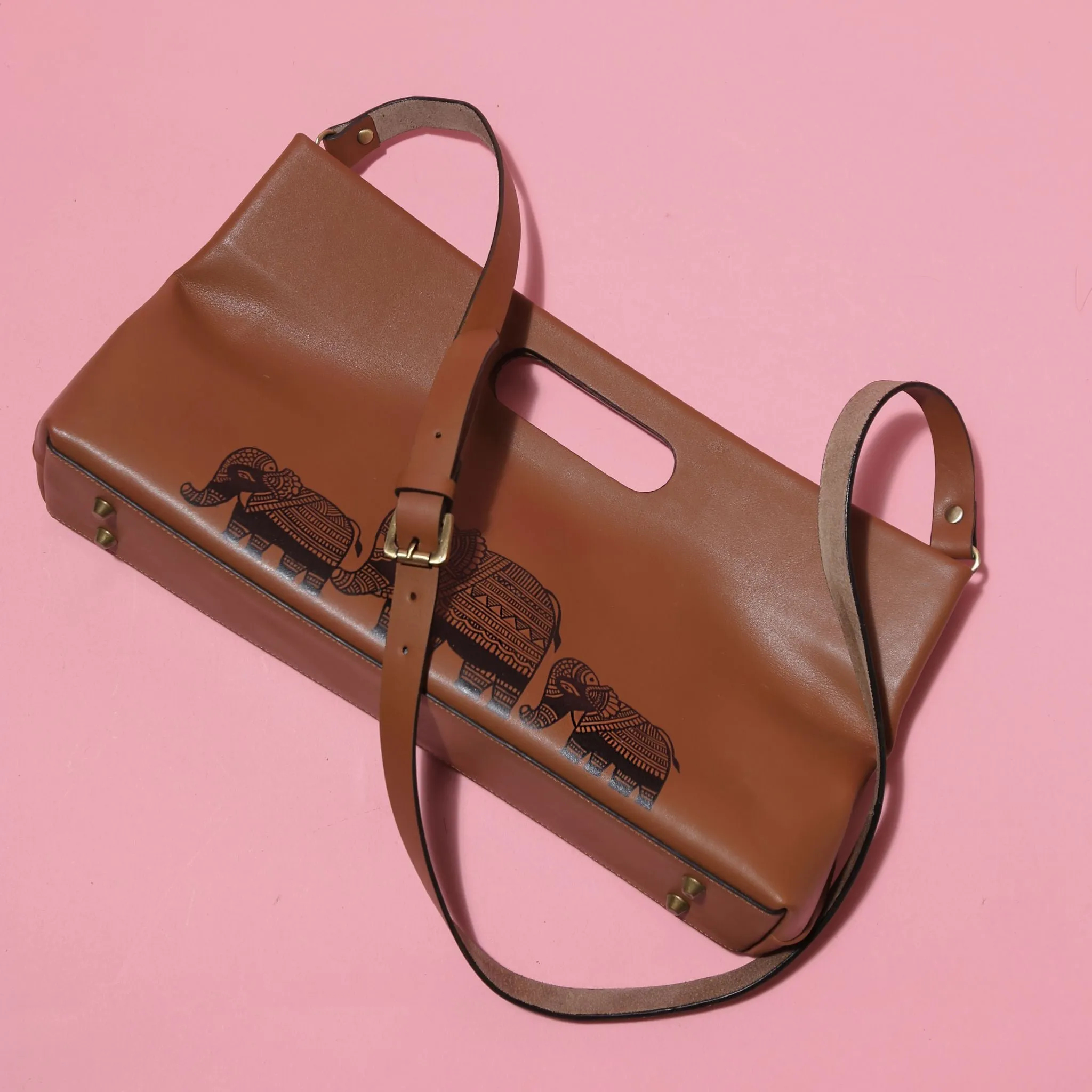 Handheld Tote – Tan