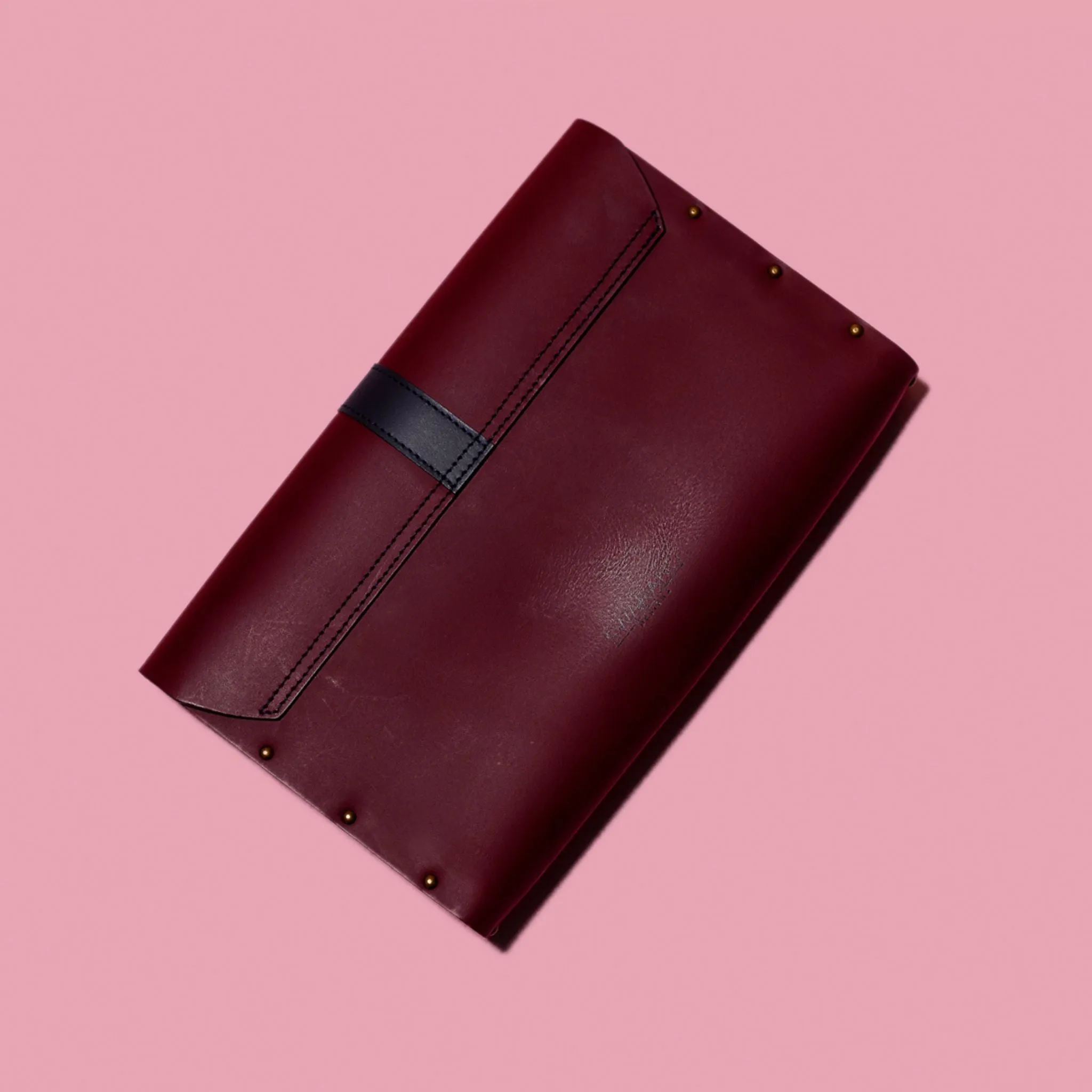Harness Clutch – Cherry