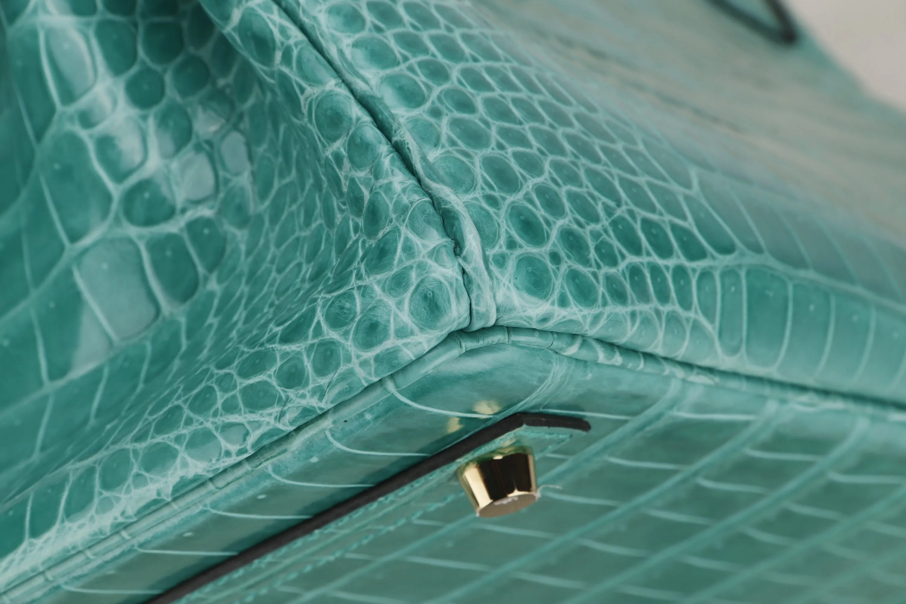 HERMES BIRKIN 30 (STAMP D) VERT JADE POROSUS CROCO LEATHER GOLD HARDWARE, WITH KEYS, LOCK, RAINCOAT, DUST COVER & BOX