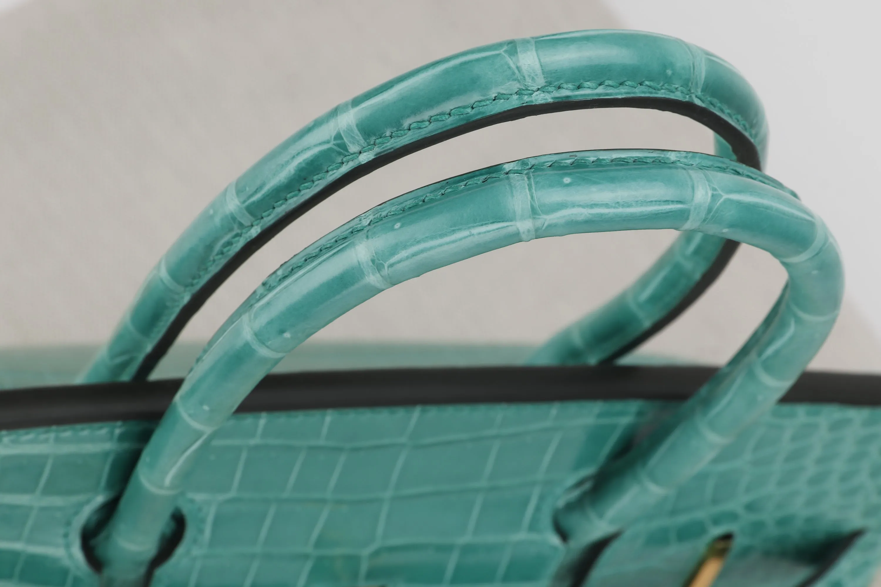 HERMES BIRKIN 30 (STAMP D) VERT JADE POROSUS CROCO LEATHER GOLD HARDWARE, WITH KEYS, LOCK, RAINCOAT, DUST COVER & BOX