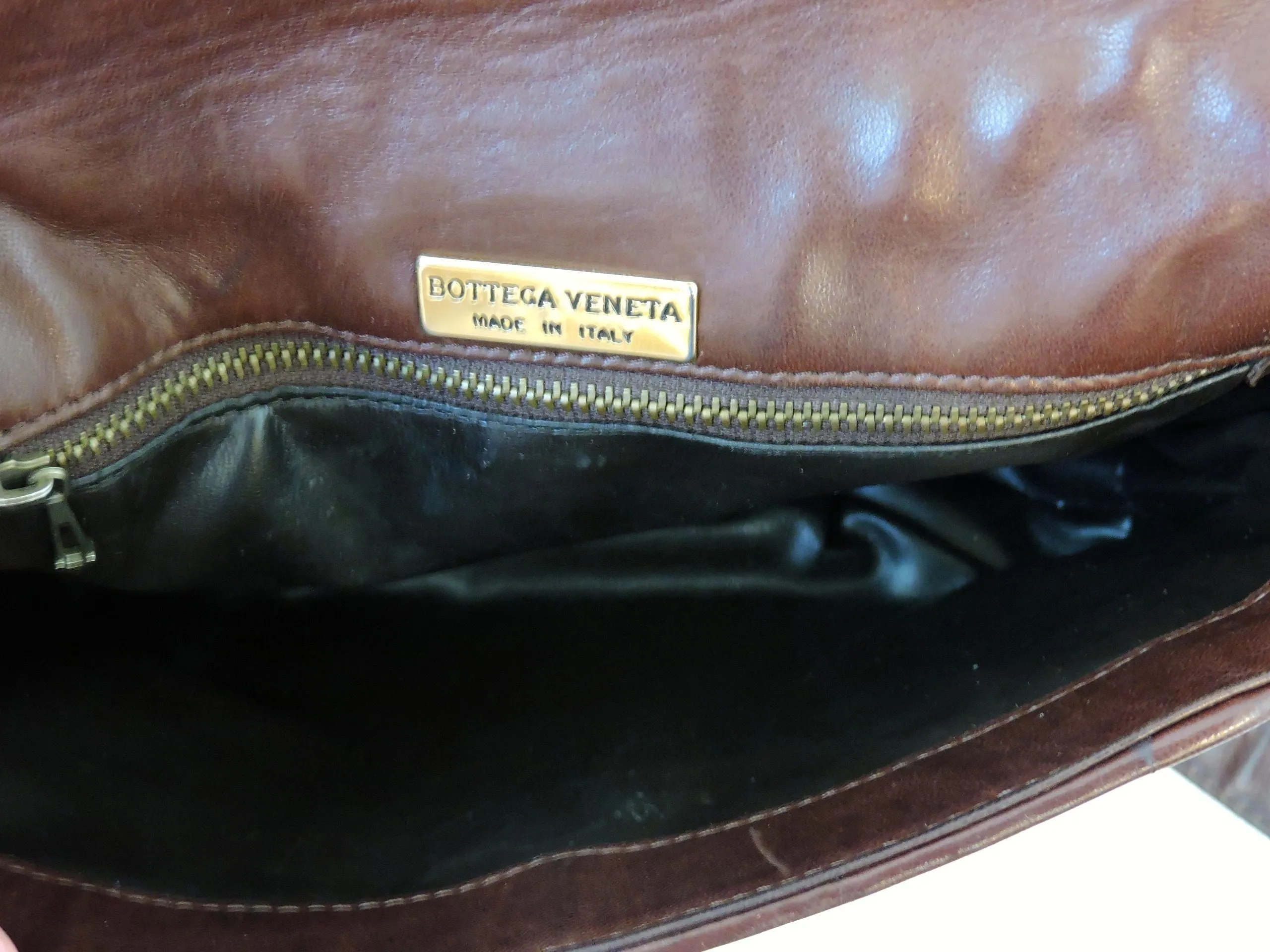 Intrecciato Leather Crossbody Bag