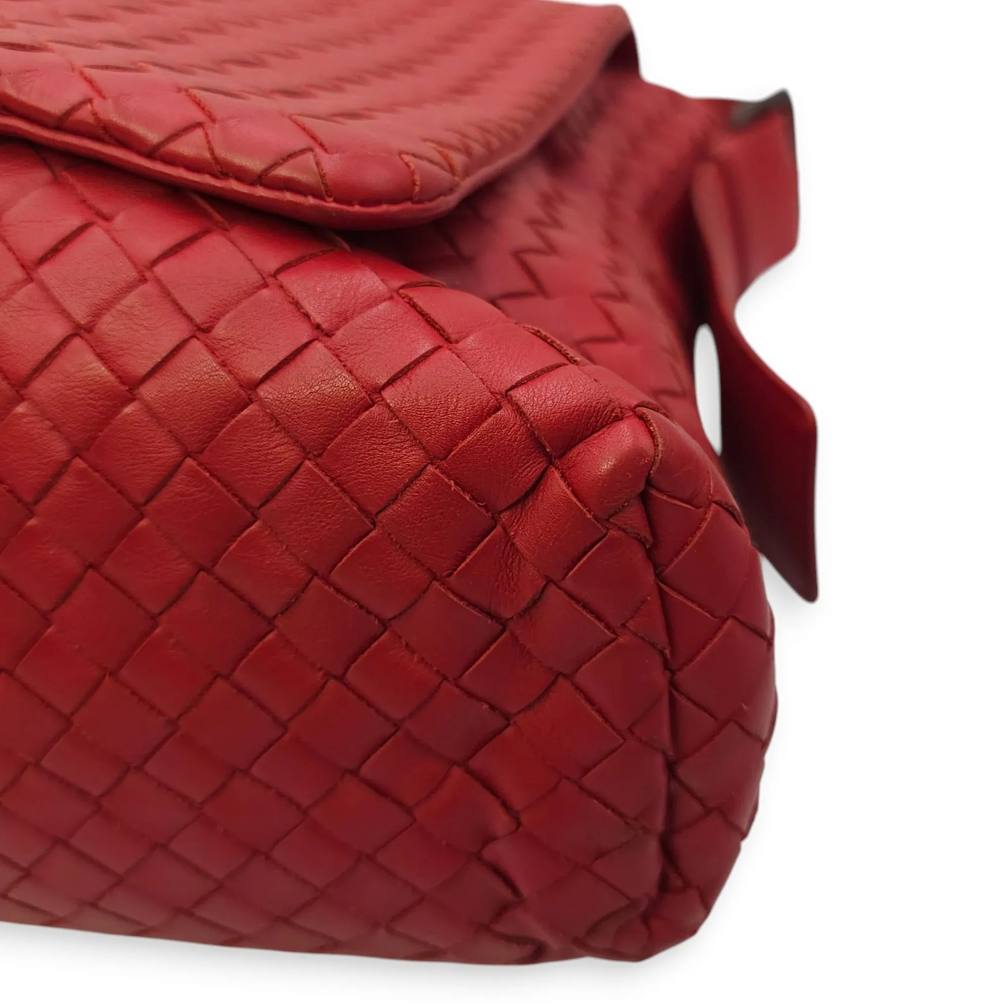Intrecciato Messenger 34x29x8cm Red Crossbody Bag in Nappa Leather, Brunito hardware