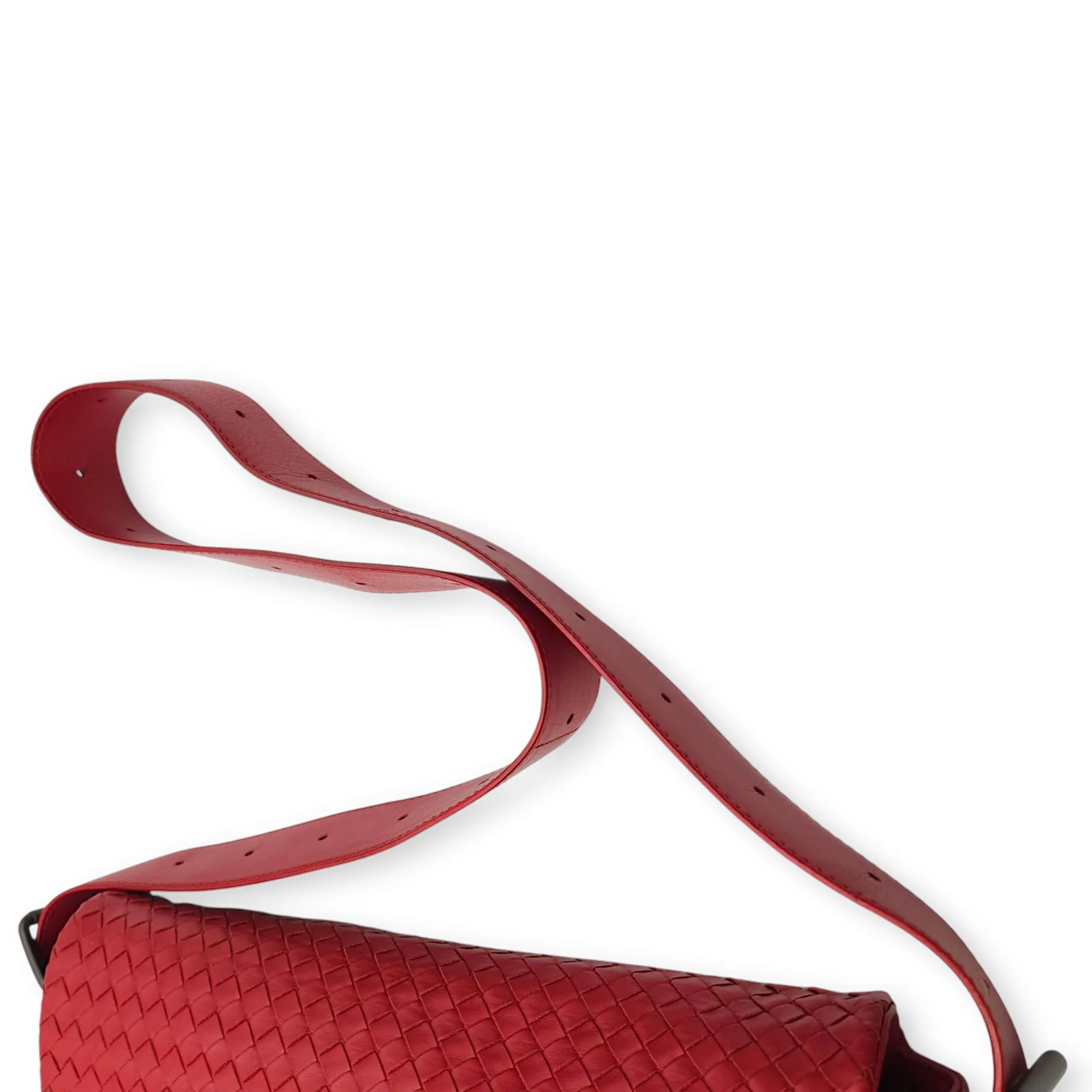 Intrecciato Messenger 34x29x8cm Red Crossbody Bag in Nappa Leather, Brunito hardware