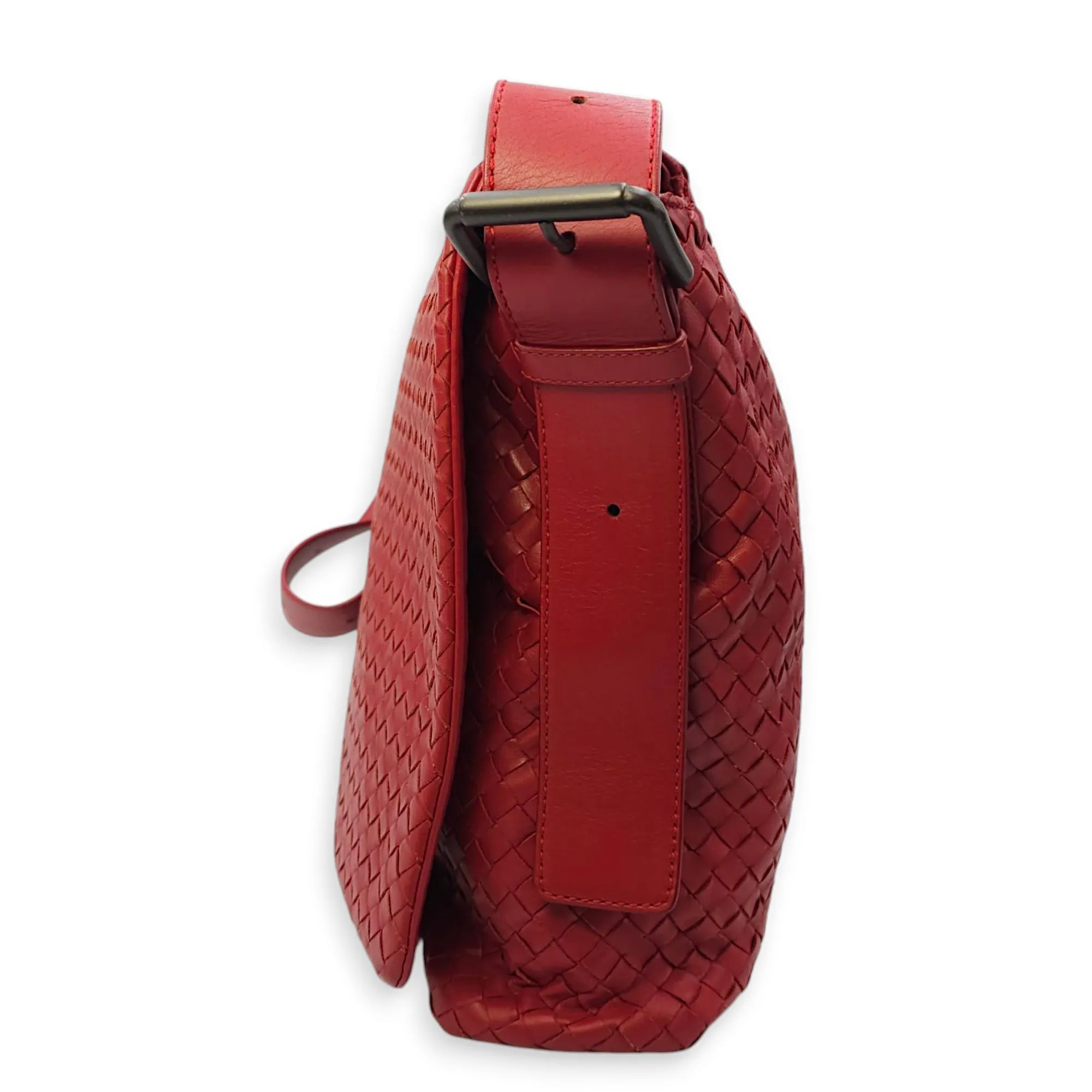 Intrecciato Messenger 34x29x8cm Red Crossbody Bag in Nappa Leather, Brunito hardware