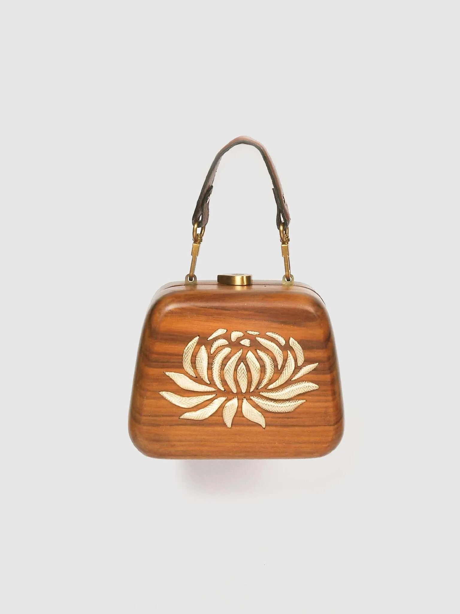 Padma (Teak   Gold)