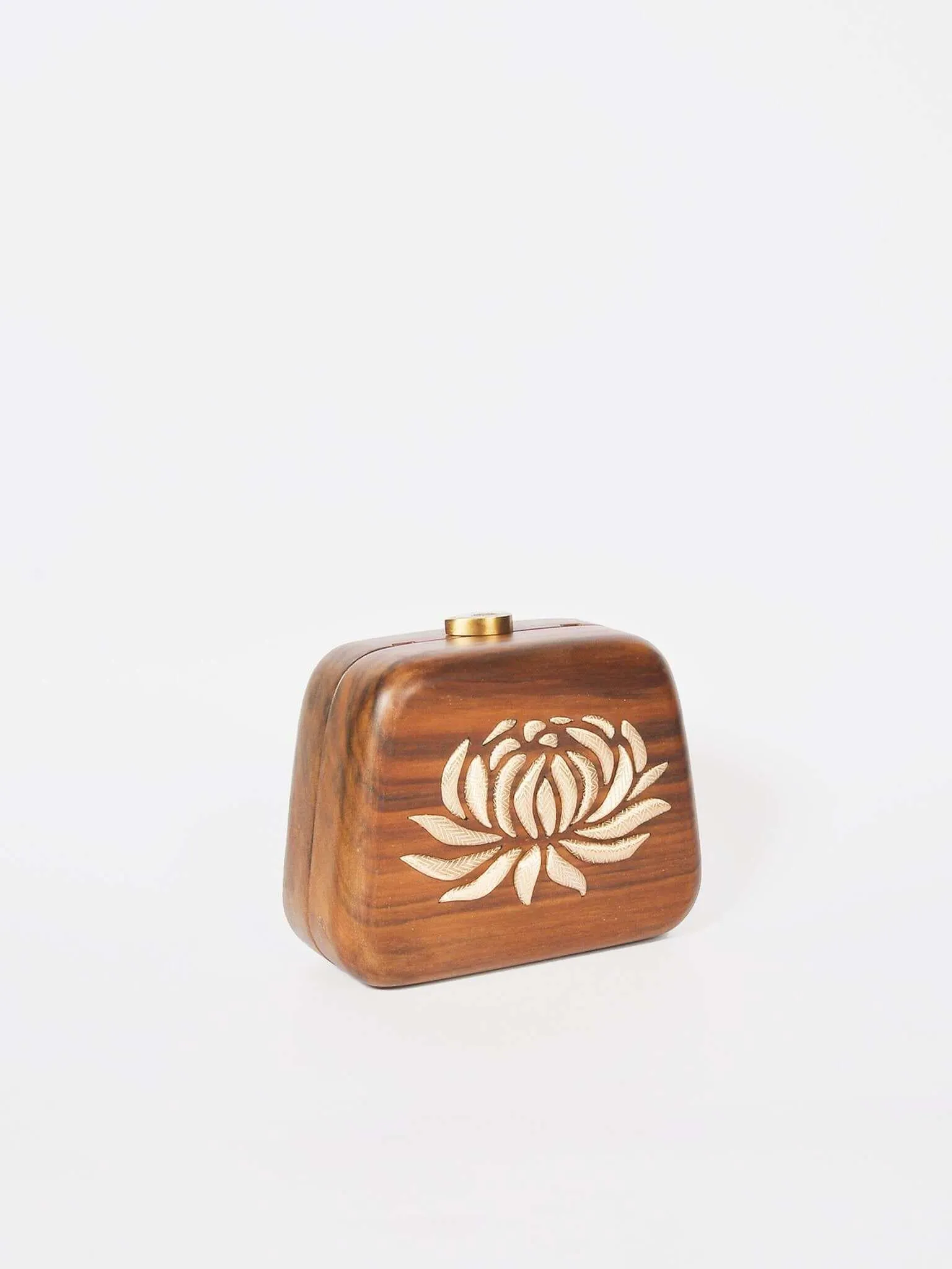 Padma (Teak   Gold)