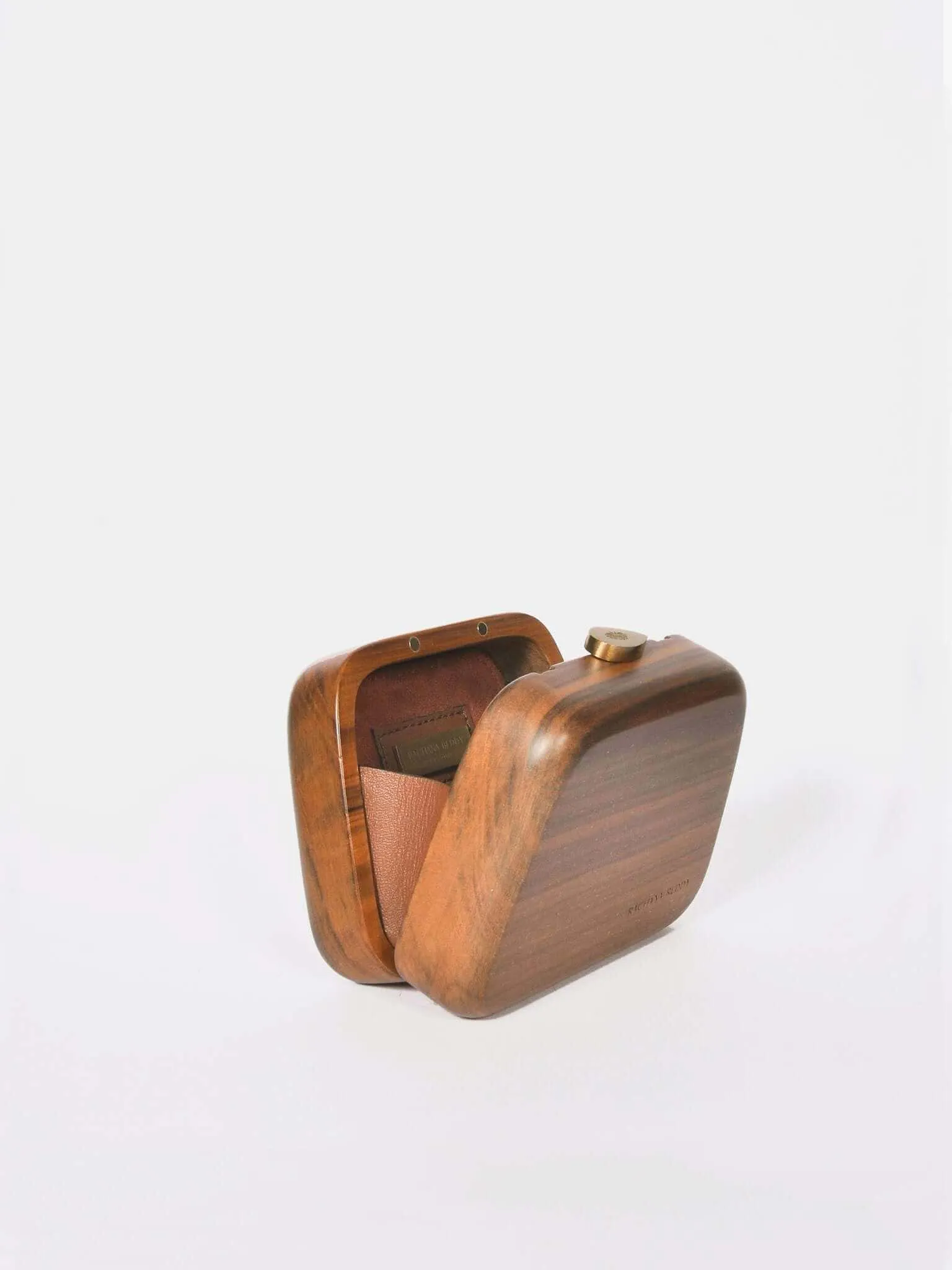 Padma (Teak   Gold)