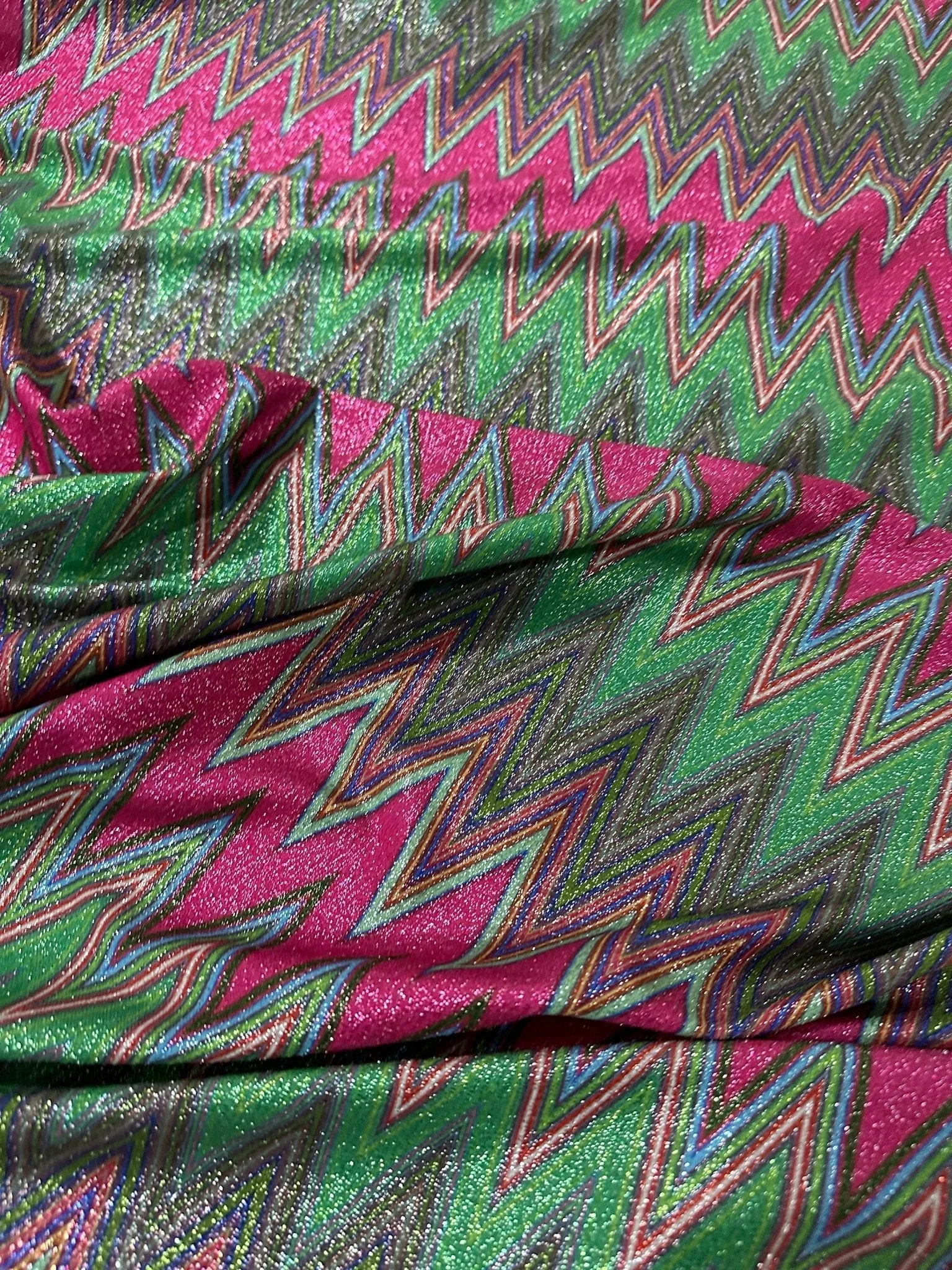 Pink Zigzag Knit Lurex Fabric with 4-Way Stretch  Ideal for Fashion and Crafts
