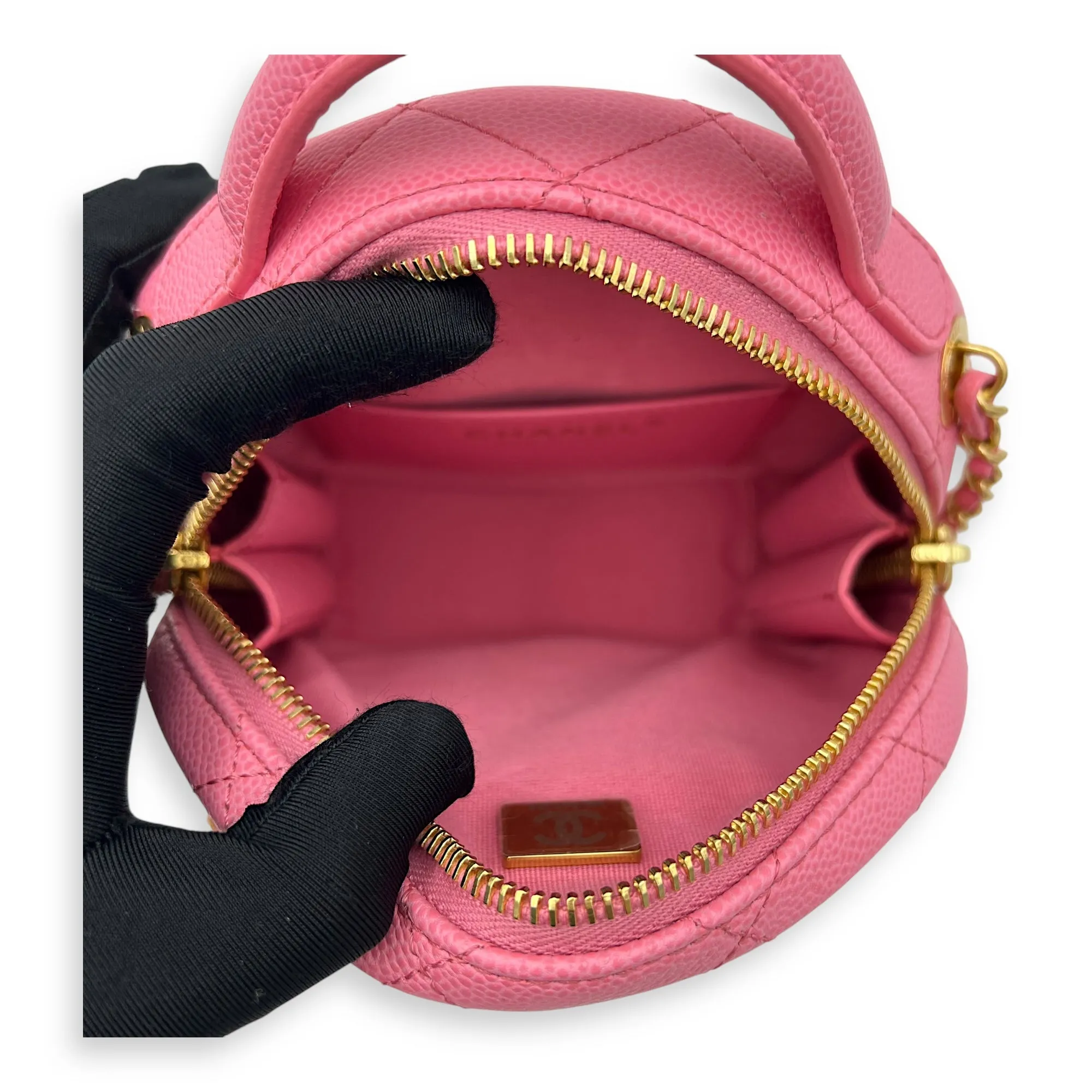 Round Crossbody Bag Pink in Caviar Leather, Gold hardware
