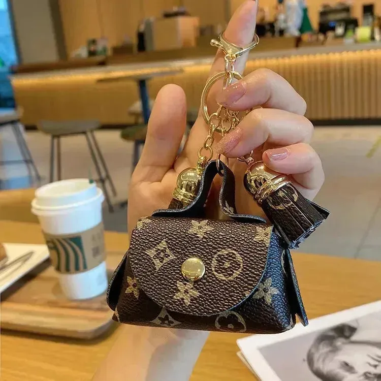 Signature Style Monogram Coin Purse