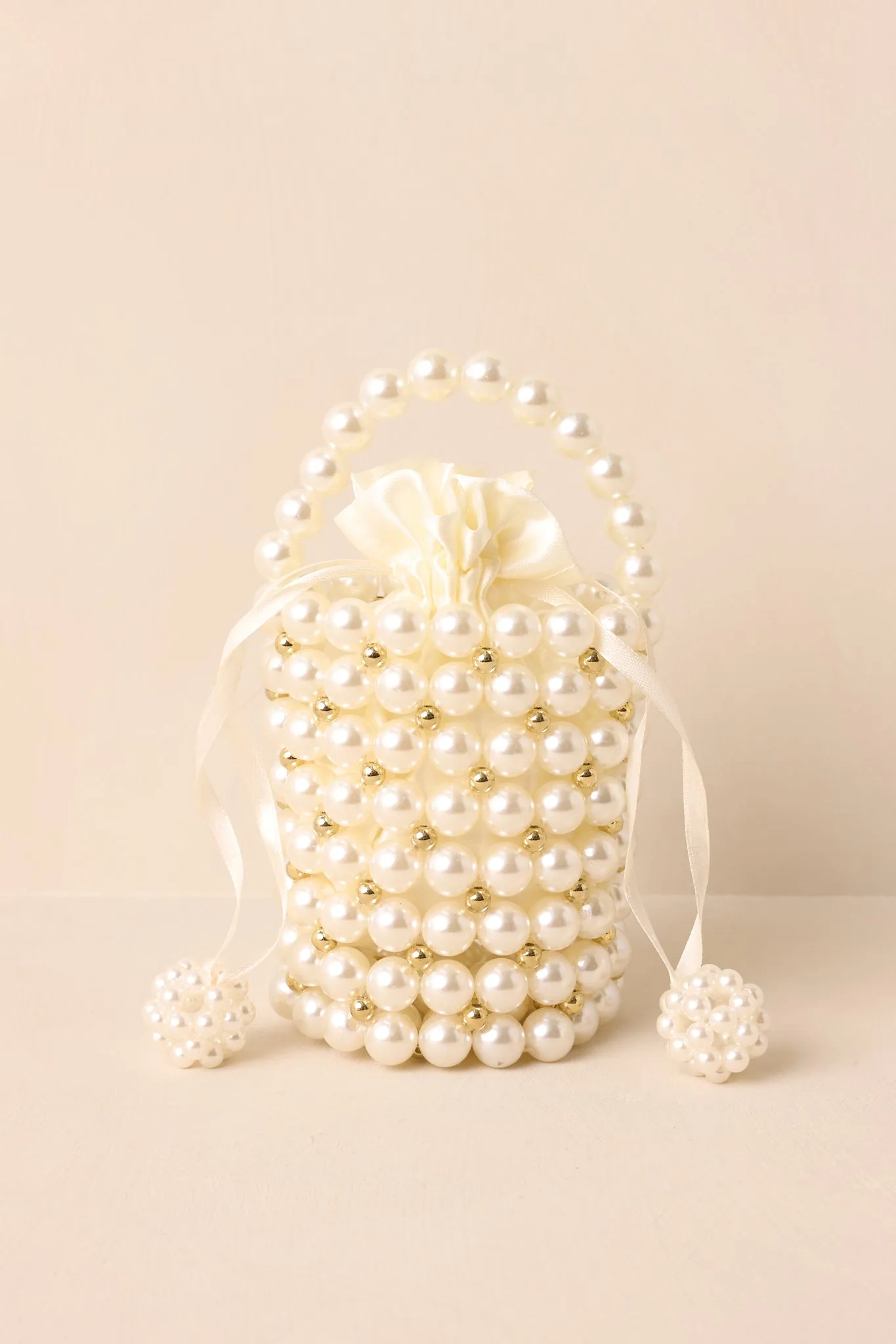 So Chic Ivory Faux Pearl Beaded Handbag