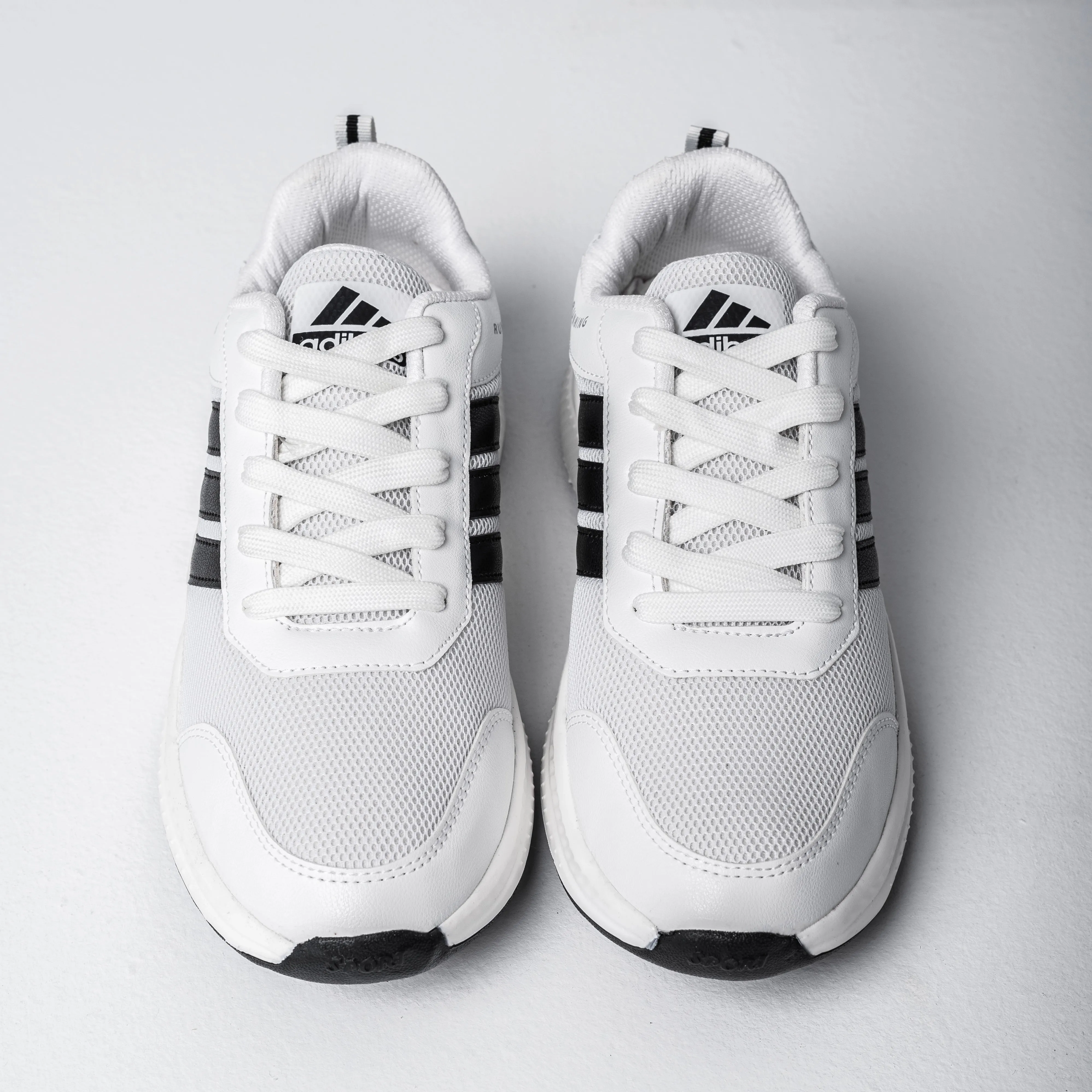 StrideMax men Running Shoes | White