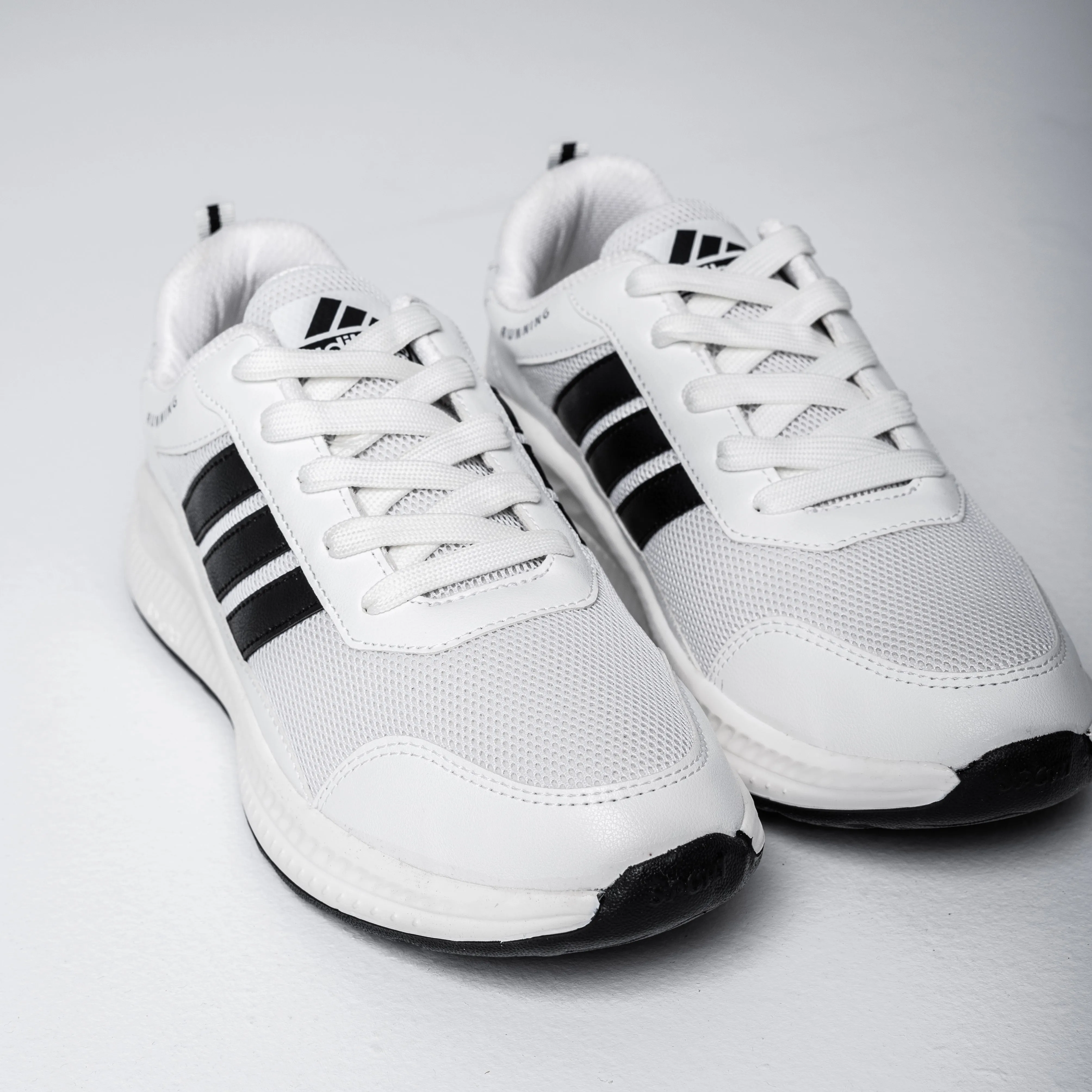 StrideMax men Running Shoes | White