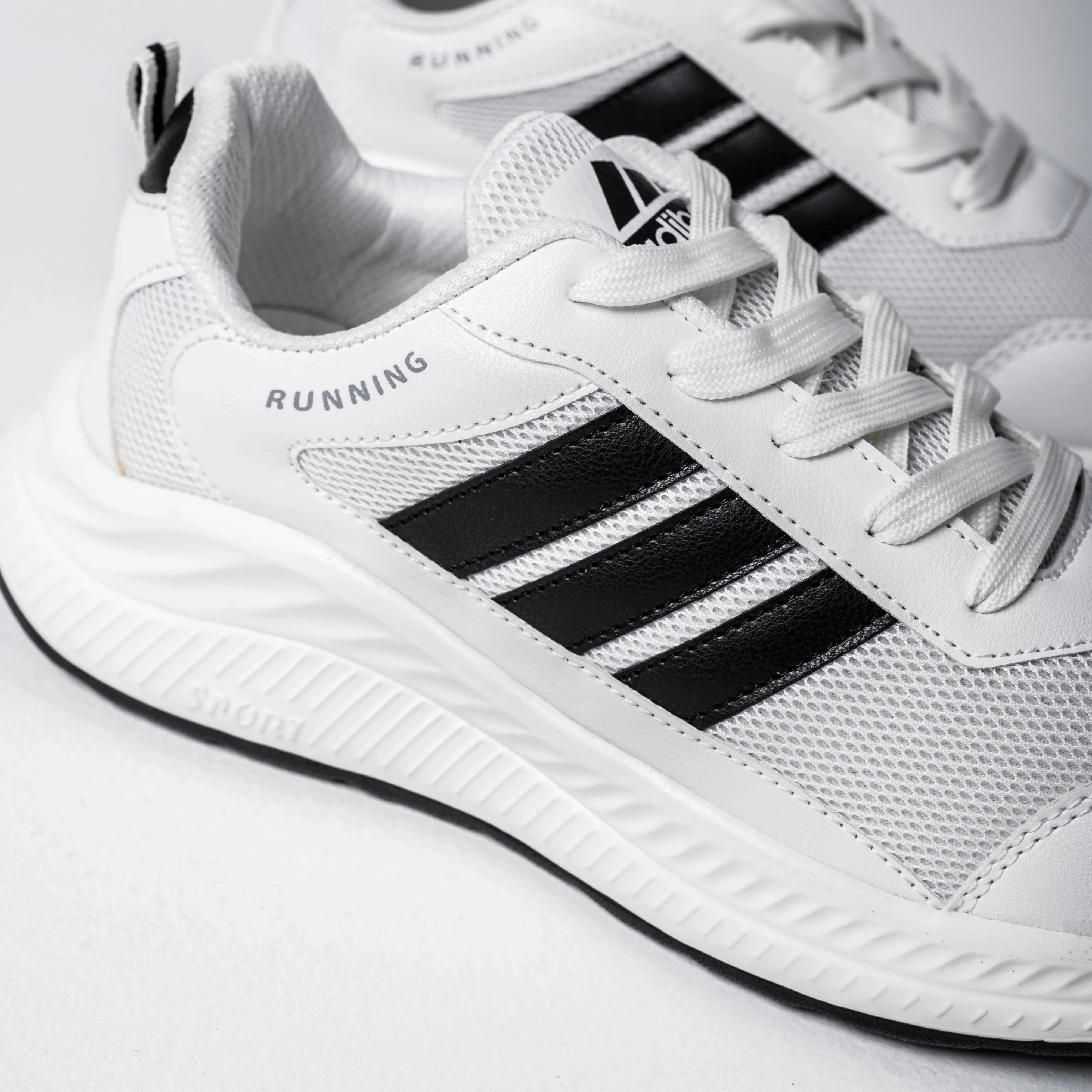 StrideMax men Running Shoes | White