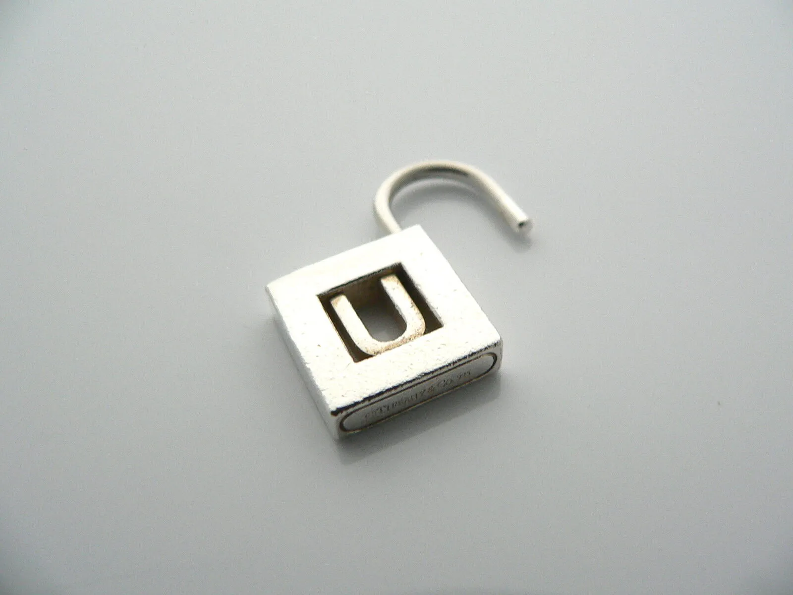 Tiffany & Co Alphabet U Pendant Personalized Padlock Charm 4 Necklace Bracelet