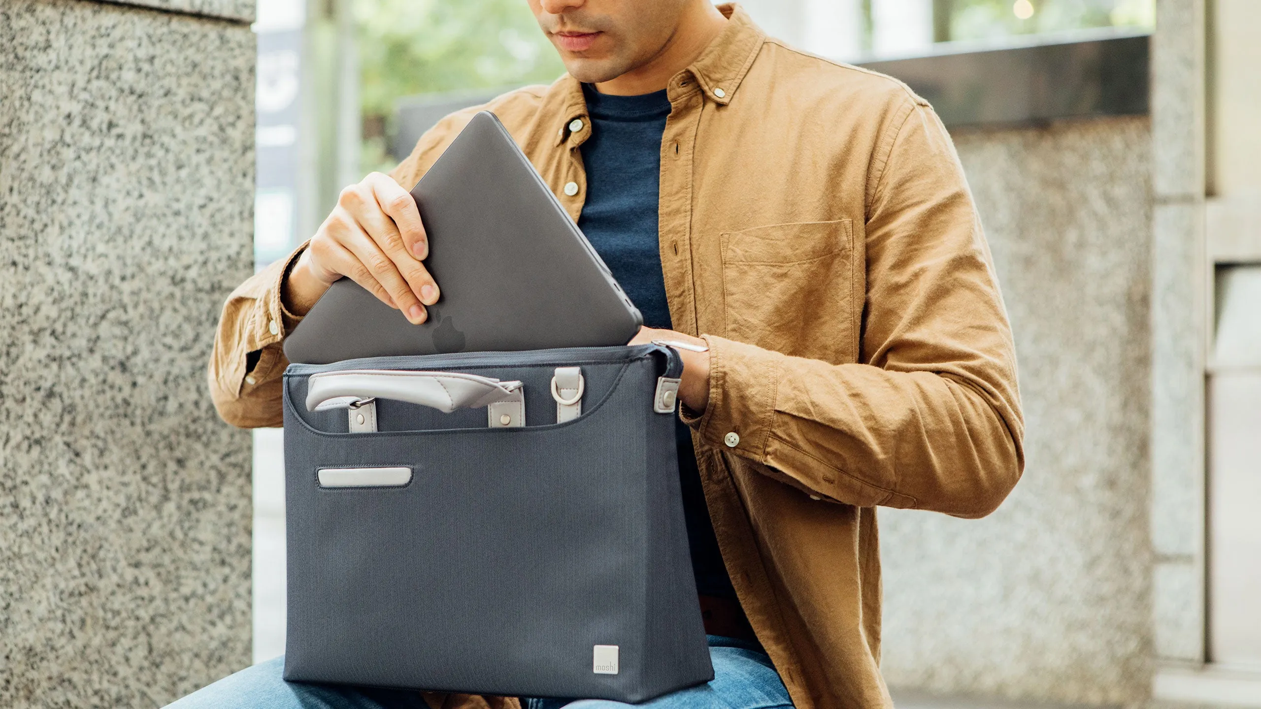 Urbana Lite Slim Laptop Briefcase