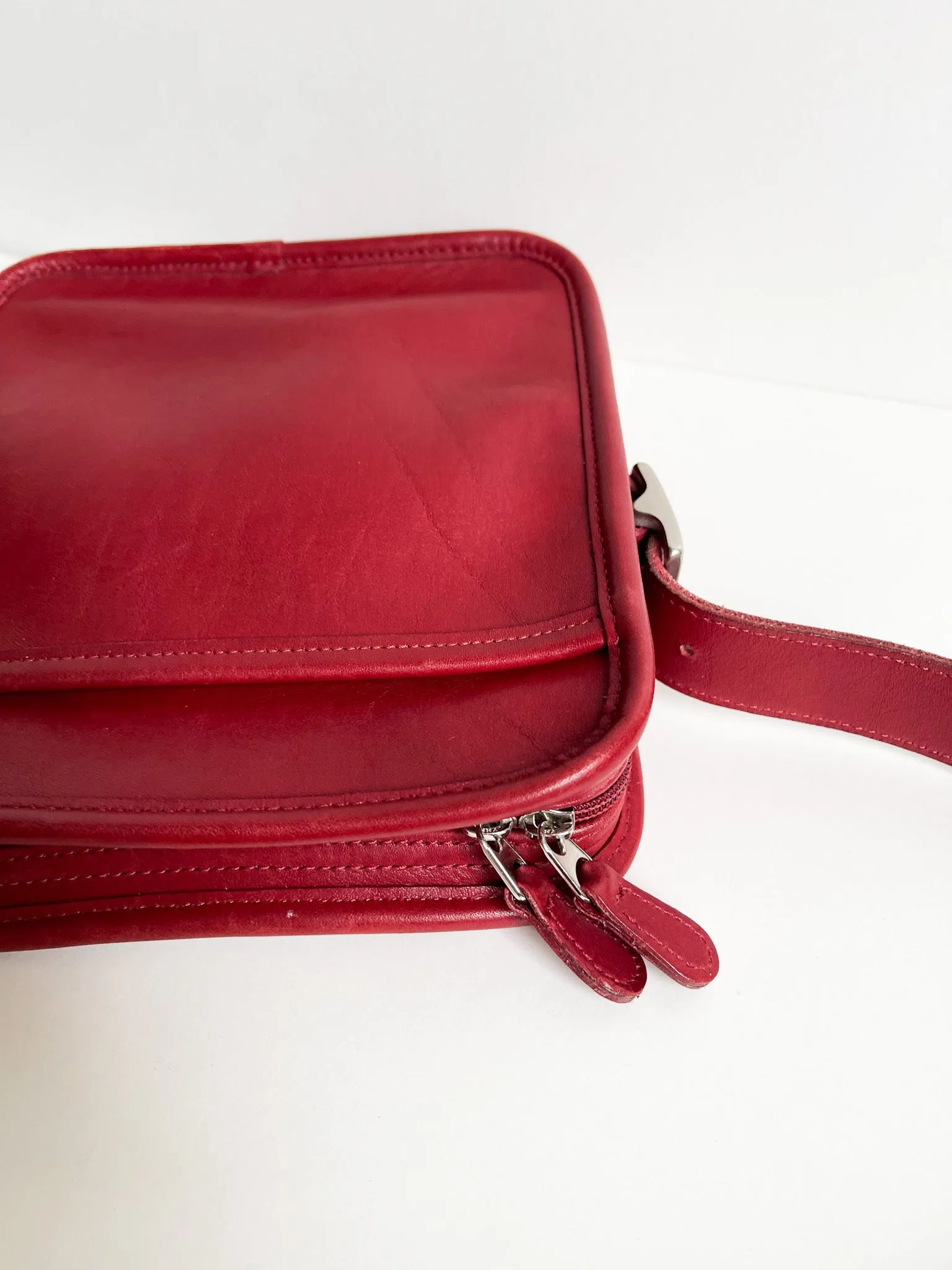 Vintage Coach Camera Zip