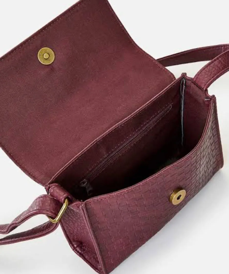 Wanderer Small Crossbody Bag