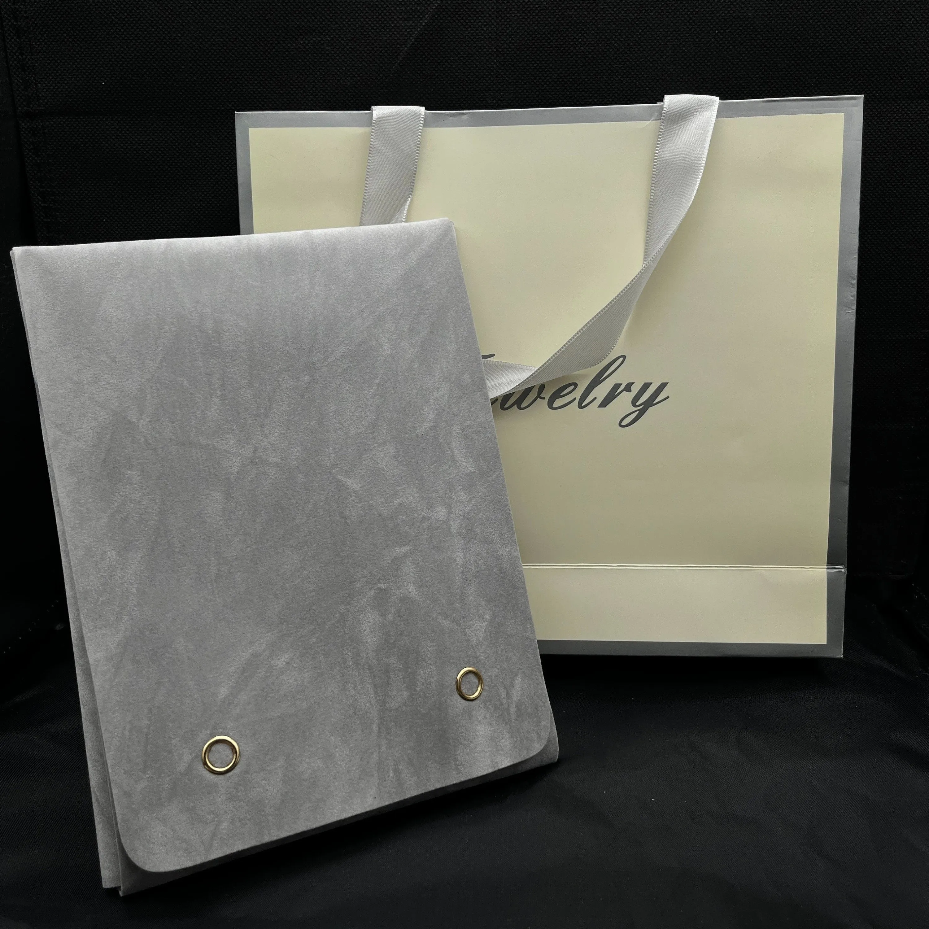 Wholesale Gray Velvet Necklace Pouch