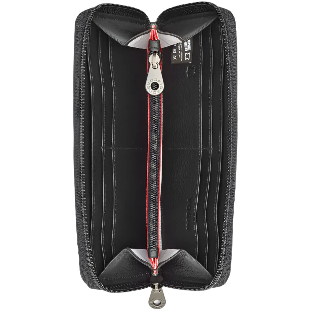 Yoshi Highland Cow Black Leather Zip Round Purse